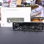 Behringer UMC22 USB