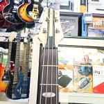 Ibanez-4-Strings-Guitar-2
