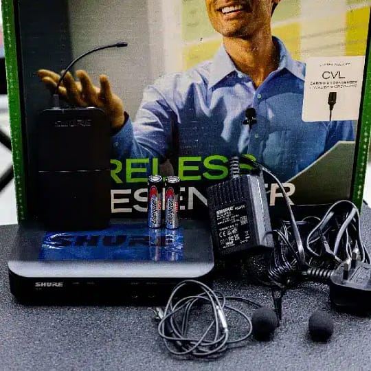 BLX14 CVL wireless mic music shops