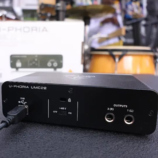 Behringer U-phoria UMC22 review