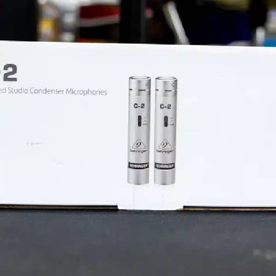 Behringer C-2 Nairobi