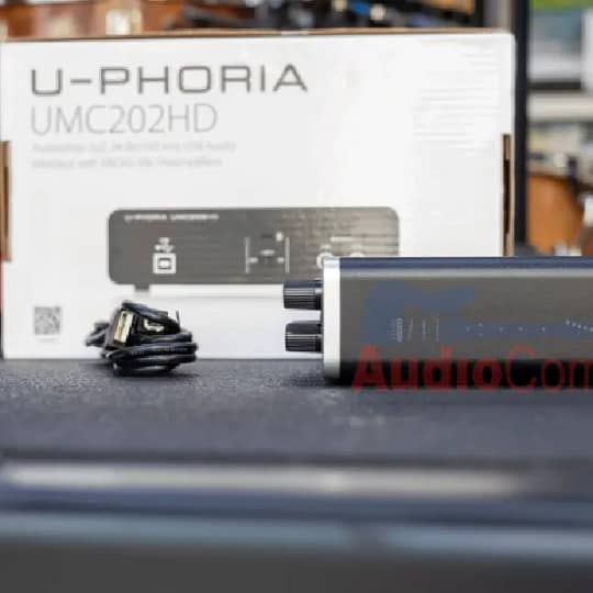 behringer umc202hd specs