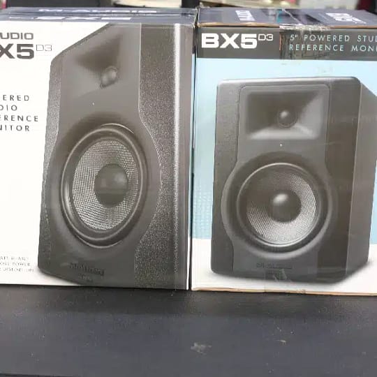 M-Audio BX5 D3 studio monitor