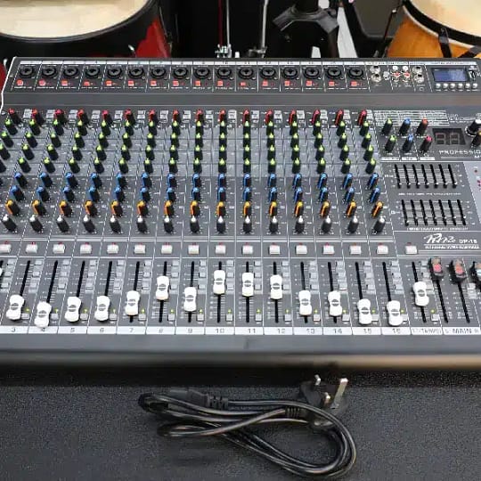 DP 18 16 Channel Professional Mixer